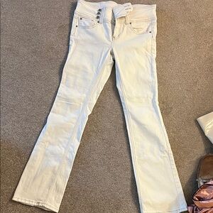 BDG Cream Flare Women's Jeans